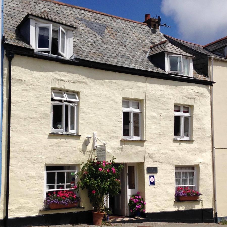 Cyntwell Guest Accommodation Padstow Eksteriør billede